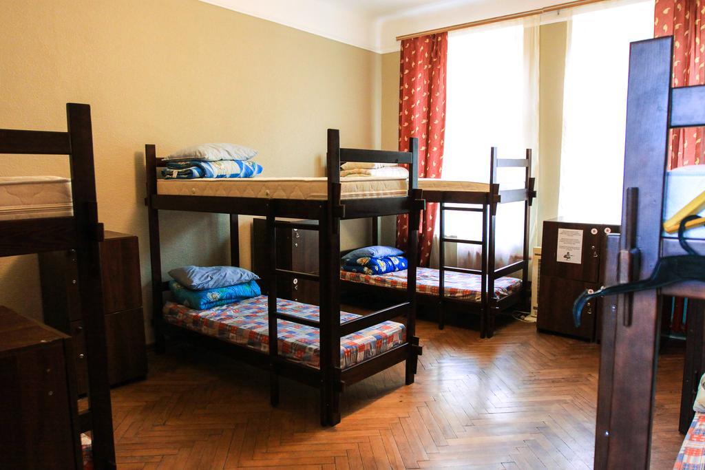 לבוב Hollywood Home Hostel חדר תמונה