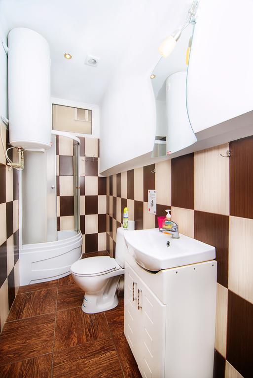 לבוב Hollywood Home Hostel חדר תמונה