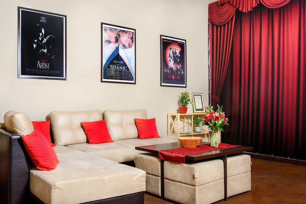 לבוב Hollywood Home Hostel מראה חיצוני תמונה